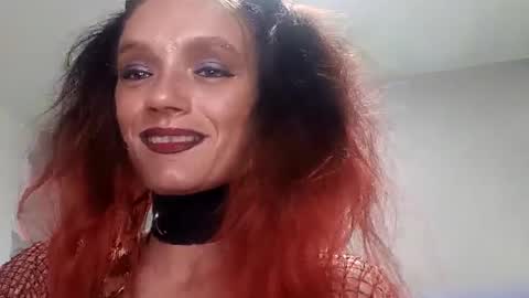 Snapshot of skiniminitits chatting on 21, 9, 2025 Skiniminitits online show from 21, 9, 2025