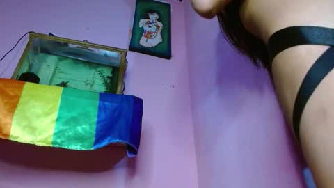 Snapshot of skinny1hugecock27 chatting on 13, 2, 2026 skinny1hugecock27 online show from 13, 2, 2026