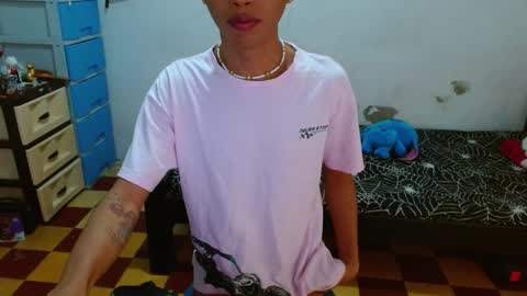 skinny1hugecock27 online show from 16, 4, 2026