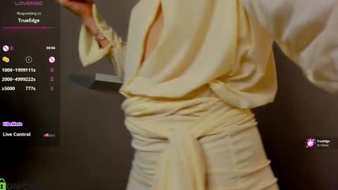 Snapshot of skinny_alice chatting on 7, 3, 2026 Alice GMT 2 Mon Tues Thur Fri Sun 0300am-0900am online show from 7, 3, 2026