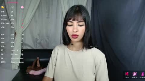 Emily Rojas online show from 11, 5, 2026