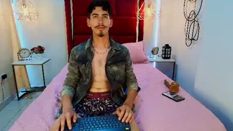 skinny jean  online show from 17, 6, 2026