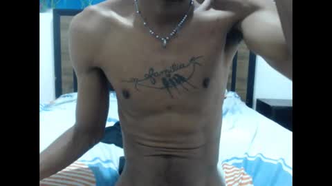 Snapshot of skinny_long_cock chatting on 19, 4, 2026 Albert online show from 19, 4, 2026