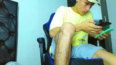 Snapshot of skinny_marked chatting on 27, 12, 2024 skinny marked online show from 27, 12, 2024