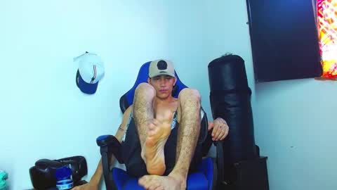 Snapshot of skinny_marked chatting on 18, 1, 2025 skinny marked online show from 18, 1, 2025