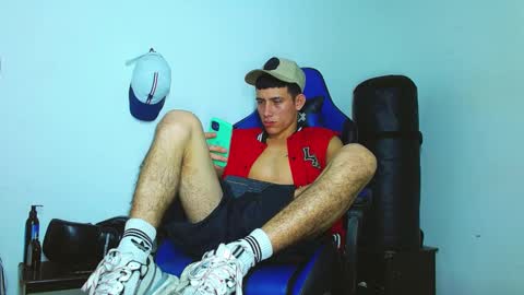 Snapshot of skinny_marked chatting on 22, 1, 2025 skinny marked online show from 22, 1, 2025