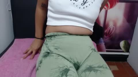 Snapshot of skinny_nastyy chatting on 29, 6, 2026 Kim skinny online show from 29, 6, 2026