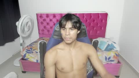 Snapshot of skinny_sam23 chatting on 18, 6, 2026 sam online show from 18, 6, 2026
