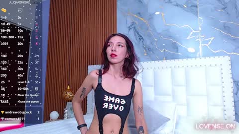 Snapshot of skinnyandcute_ chatting on 19, 1, 2025 Mariah Black online show from 19, 1, 2025