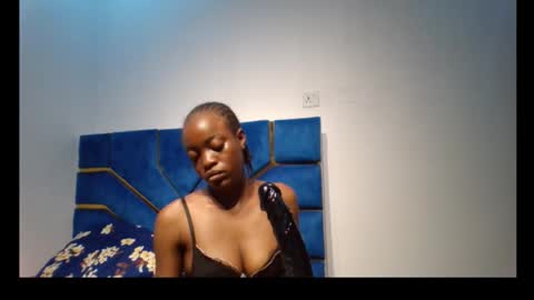 Snapshot of skinnyasssexyboobs chatting on 18, 12, 2025 skinnyasssexyboobs online show from 18, 12, 2025