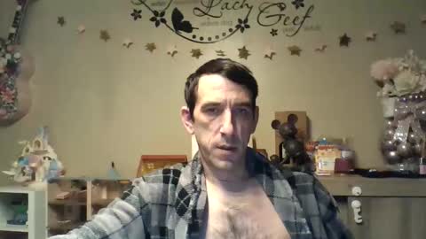 SkinnyBigCock2 online show from 19, 2, 2026