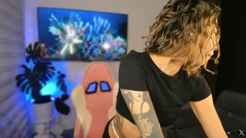 Manuela online show from 10, 9, 2025