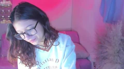 Snapshot of skinnyhorny_ chatting on 30, 10, 2025  SKINNYHORNY   online show from 30, 10, 2025