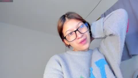 Snapshot of skinnyhorny_ chatting on 5, 7, 2026 SKINNYHORNY online show from 5, 7, 2026