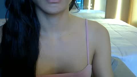 Snapshot of skinnykittencam chatting on 22, 9, 2025 skinnykittencam online show from 22, 9, 2025