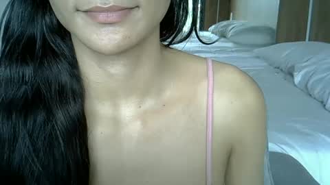 Snapshot of skinnykittencam chatting on 26, 9, 2025 skinnykittencam online show from 26, 9, 2025