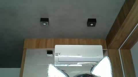 Snapshot of skinnykittencam chatting on 27, 9, 2025 skinnykittencam online show from 27, 9, 2025