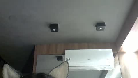 Snapshot of skinnykittencam chatting on 6, 10, 2025 skinnykittencam online show from 6, 10, 2025