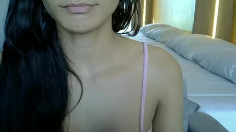 Snapshot of skinnykittencam chatting on 1, 11, 2025 skinnykittencam online show from 1, 11, 2025