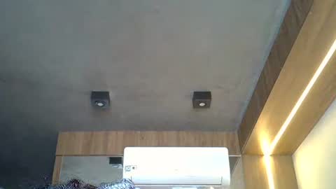 Snapshot of skinnykittencam chatting on 11, 11, 2025 skinnykittencam online show from 11, 11, 2025