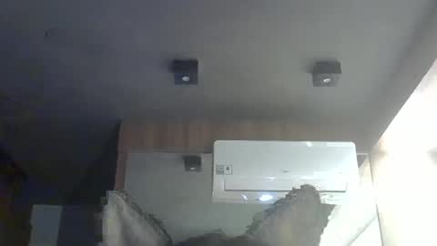 Snapshot of skinnykittencam chatting on 28, 11, 2025 skinnykittencam online show from 28, 11, 2025