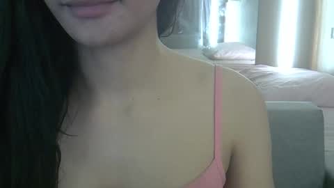 skinnykittencam online show from 6, 4, 2026