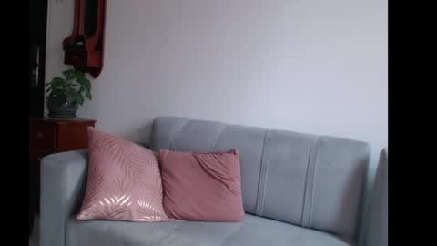 skinnylatin69 online show from 18, 2, 2025