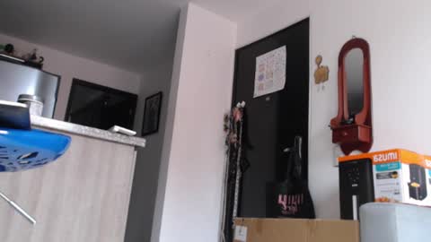 skinnylatin69 online show from 6, 3, 2025