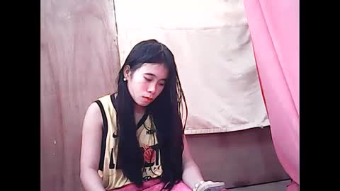 Skinnypinay318706 online show from 2, 12, 2024