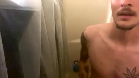 skinnysexyguy123 online show from 11, 1, 2026