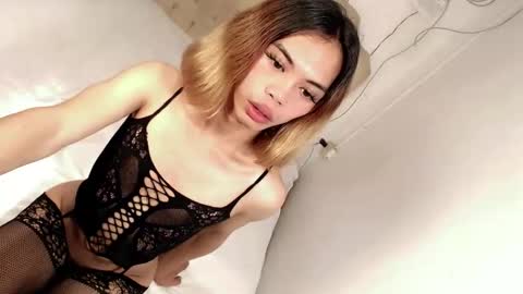 skinnytrans69 online show from 19, 5, 2026