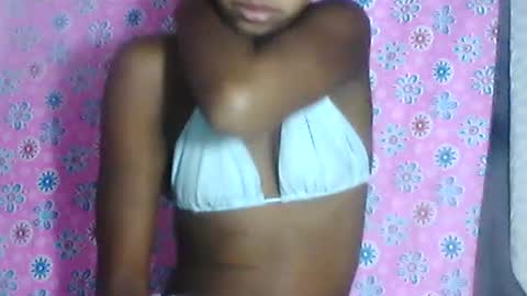 skinygirl2 online show from 19, 6, 2026