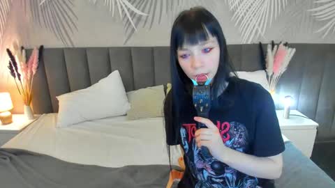 Snapshot of skinyjoyce chatting on 6, 3, 2025 Joyce online show from 6, 3, 2025