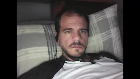 Snapshot of skippy6988 chatting on 27, 9, 2025 Easy-E online show from 27, 9, 2025