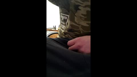 Pussy fan online show from 16, 12, 2025