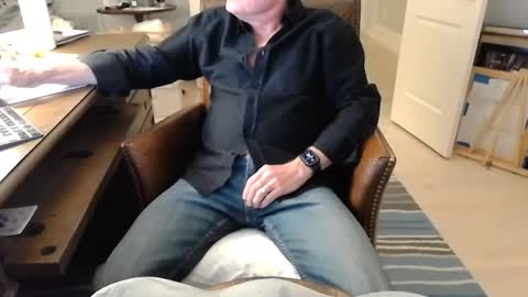 Snapshot of skr235 chatting on 27, 2, 2025 skr235 online show from 27, 2, 2025