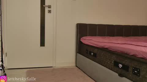 Eliza online show from 16, 3, 2026