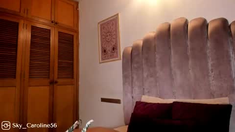 Sky Caroline online show from 13, 5, 2026
