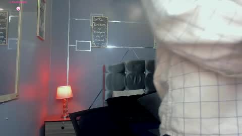 Snapshot of sky_jules chatting on 18, 10, 2025 Daniel online show from 18, 10, 2025