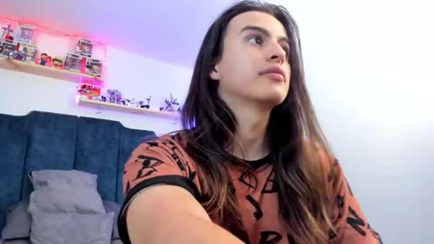 Santiago online show from 9, 2, 2025