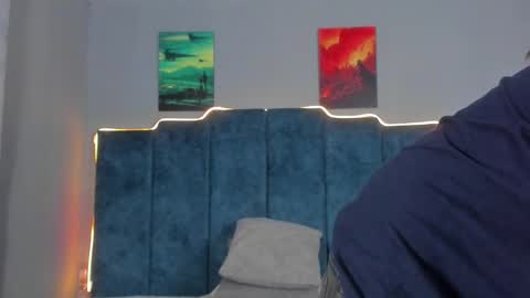 Santiago online show from 11, 10, 2025