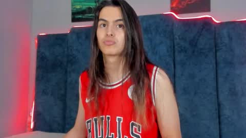 Santiago online show from 31, 10, 2025