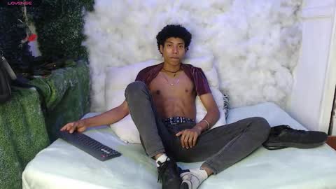 sky_walkerss online show from 2, 3, 2026