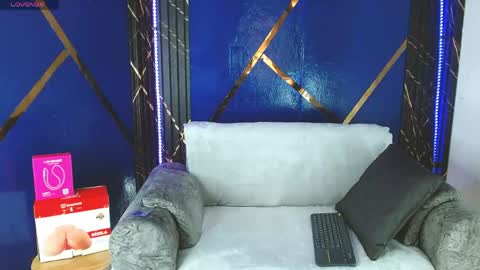 sky_walkerss online show from 8, 5, 2026