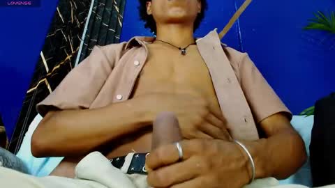 sky_walkerss online show from 13, 5, 2026
