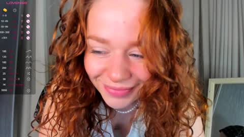 Snapshot of skye_shy chatting on 5, 12, 2024 Skye online show from 5, 12, 2024