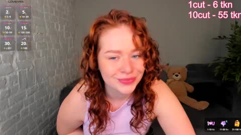 Snapshot of skye_shy chatting on 22, 12, 2024 Skye online show from 22, 12, 2024