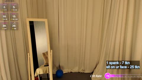 Snapshot of skye_shy chatting on 23, 1, 2025 Skye online show from 23, 1, 2025