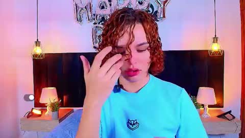 Snapshot of skyee_angel chatting on 30, 6, 2026 Angel online show from 30, 6, 2026