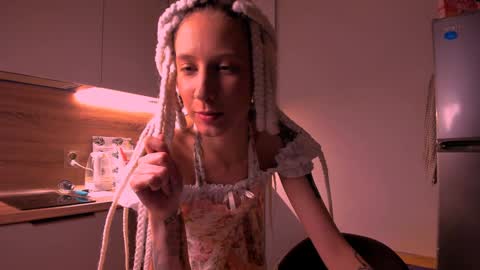 Snapshot of skyewavy chatting on 8, 2, 2025 online show from 8, 2, 2025
